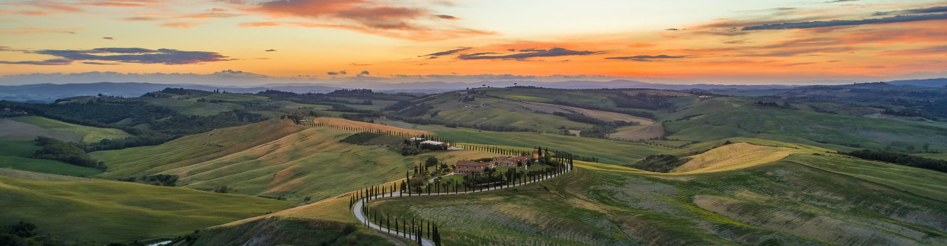 Zonsondergang in Toscane