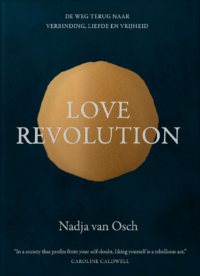 Love revolution - Nadja van Osch