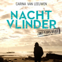 Nachtvlinder - Carina van Leeuwen